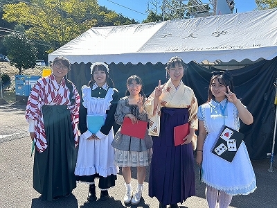 コーラス部2024年② S.jpg